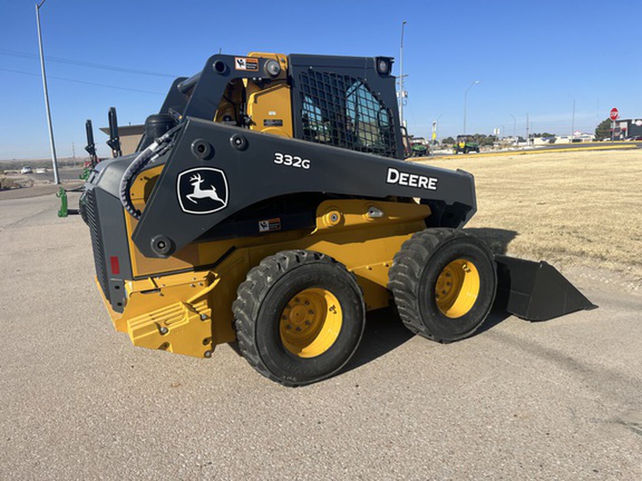 2023 332G - 441978,  image number 2