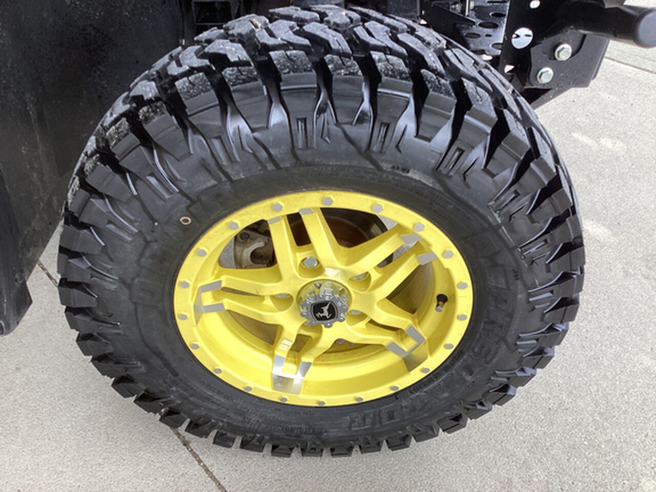 2021 XUV 835R - 417522,  image number 14