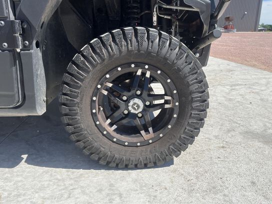 2023 XUV835M - 412941,  image number 19