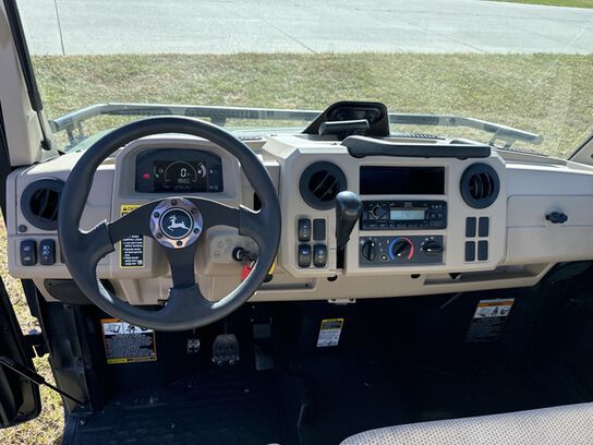 2020 XUV 835R - 430012,  image number 10