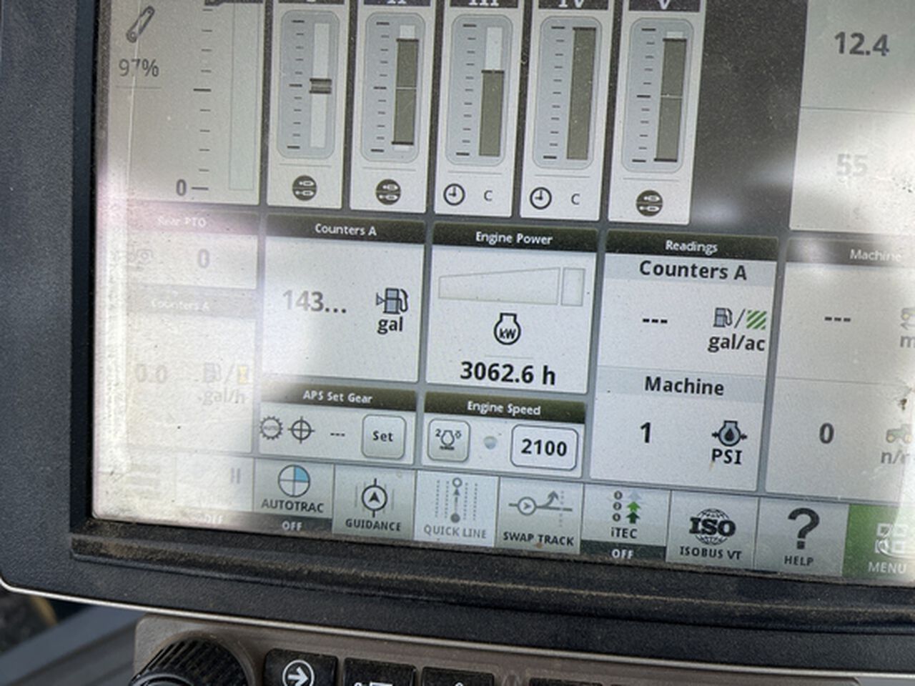 2016 8245R - 438969,  image number 7