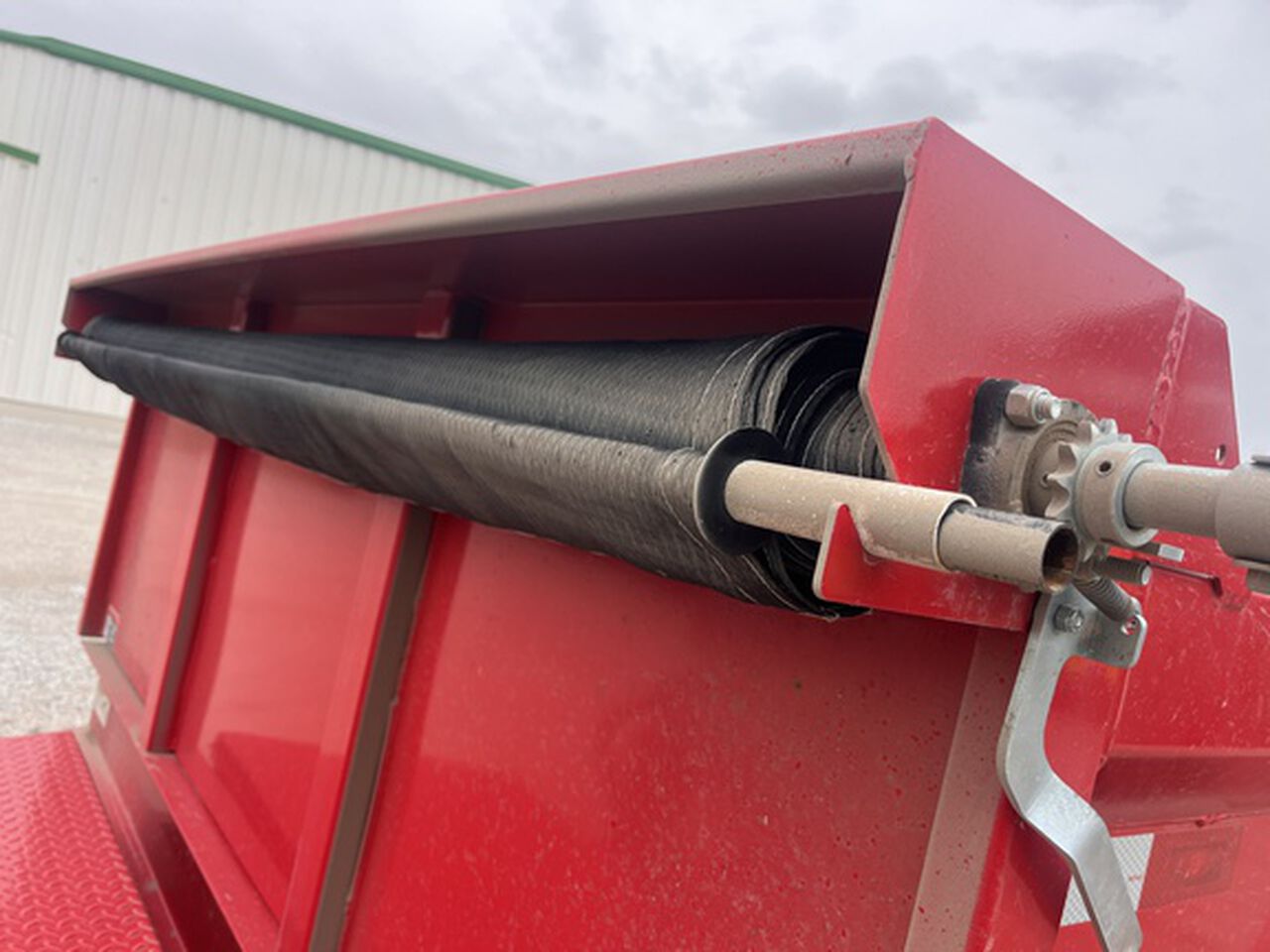 2024 H8312DBW-B-140 - 443371,  image number 4