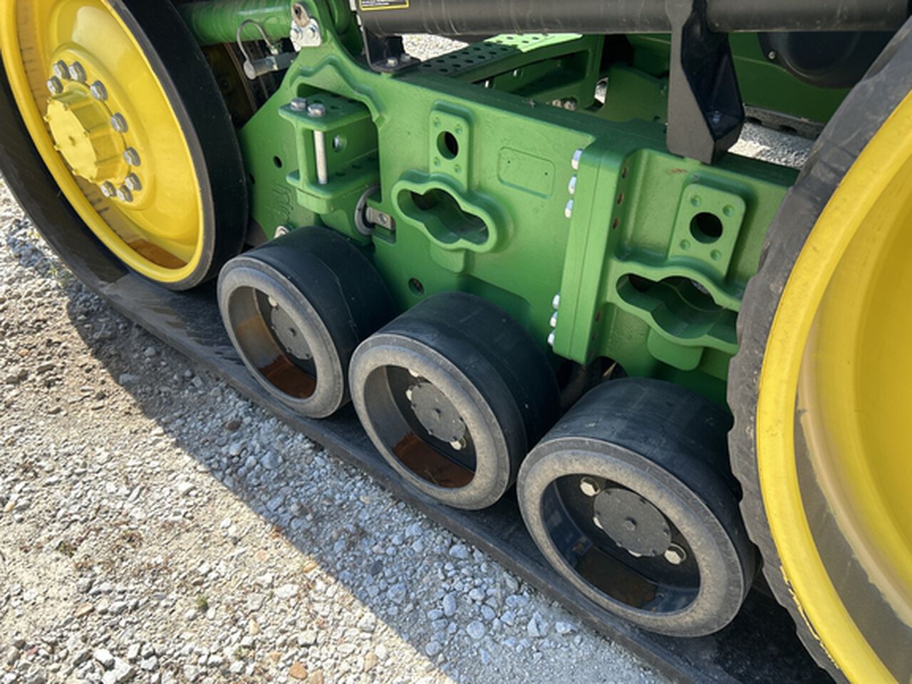 2015 8345RT - 441599,  image number 19