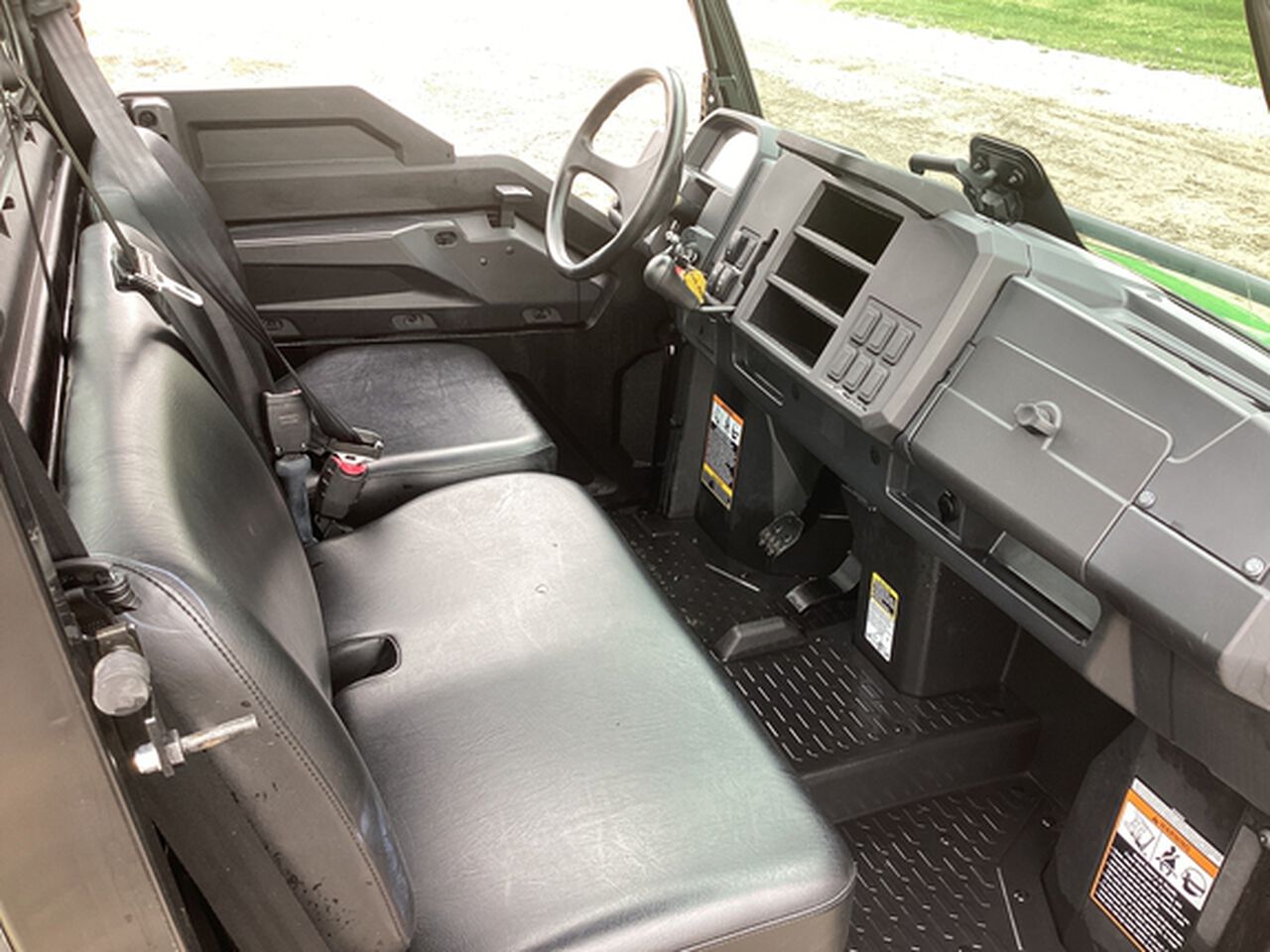 2024 XUV835M - 429708,  image number 9