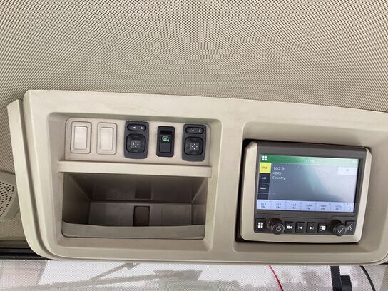 2024 8RX 410 - 442068,  image number 9