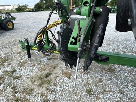 2021 1745 - 440143,  image number 14