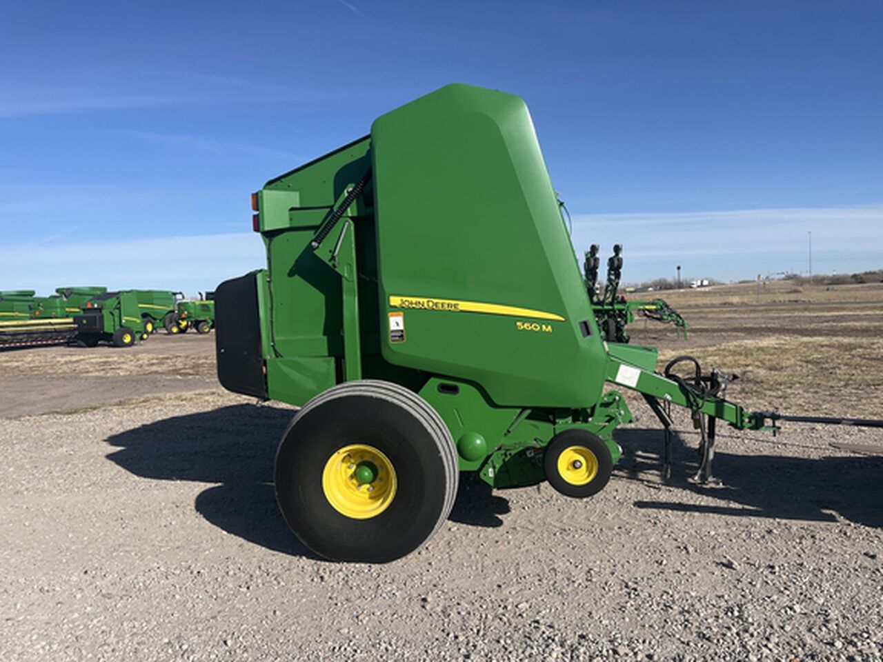 2019 560M - 435496,  image number 3