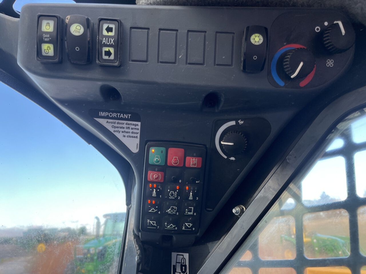 2019 317G - 422446,  image number 11