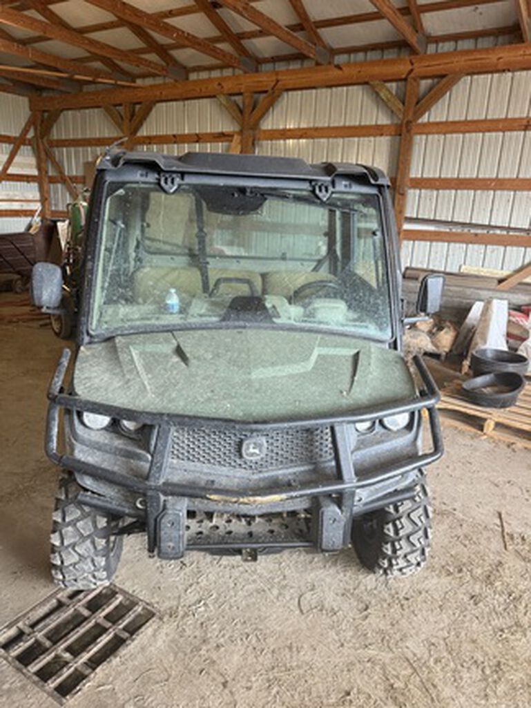 2023 XUV 835R - 440523, 