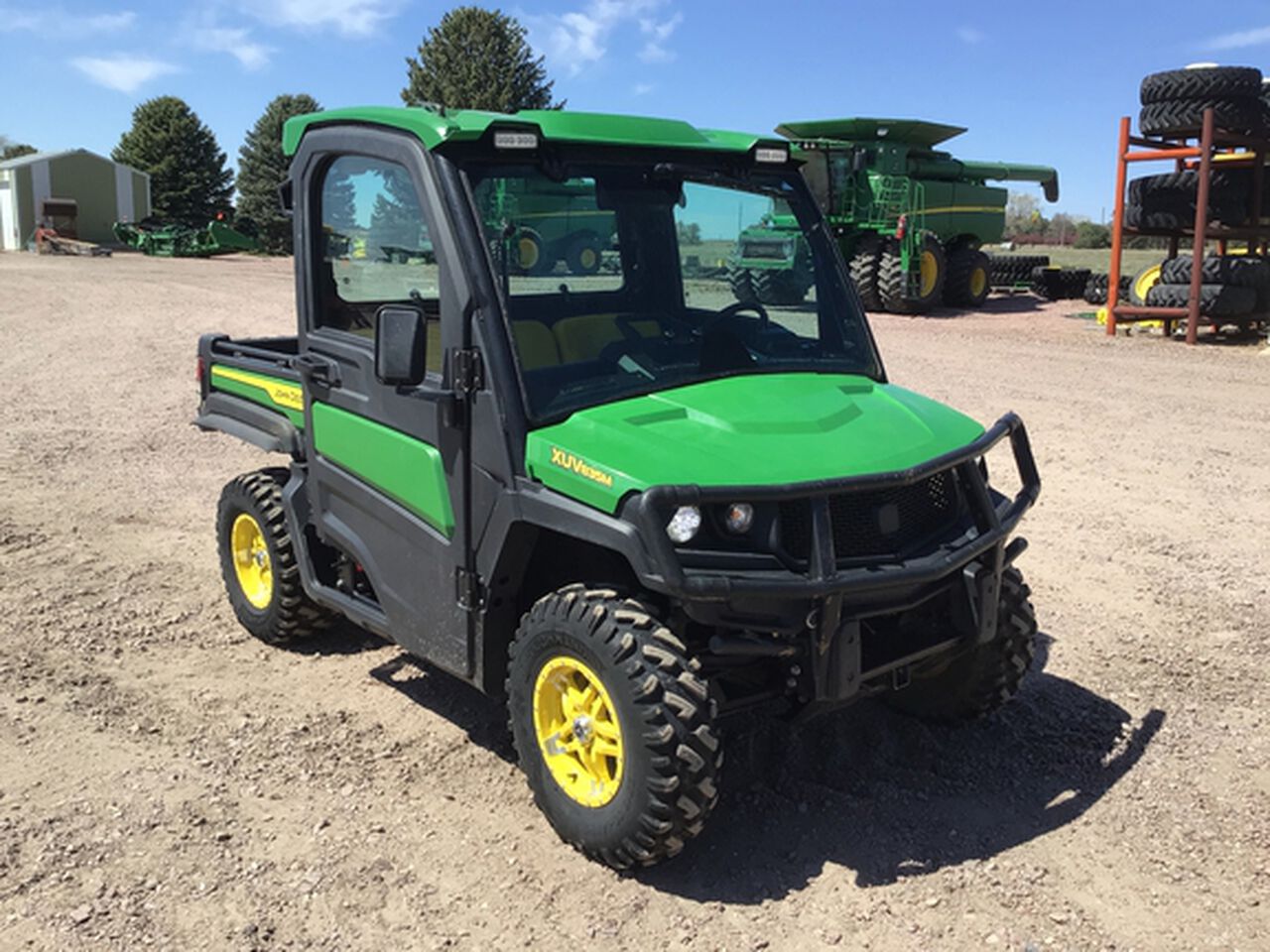 2019 XUV 835M - 438369,  image number 0