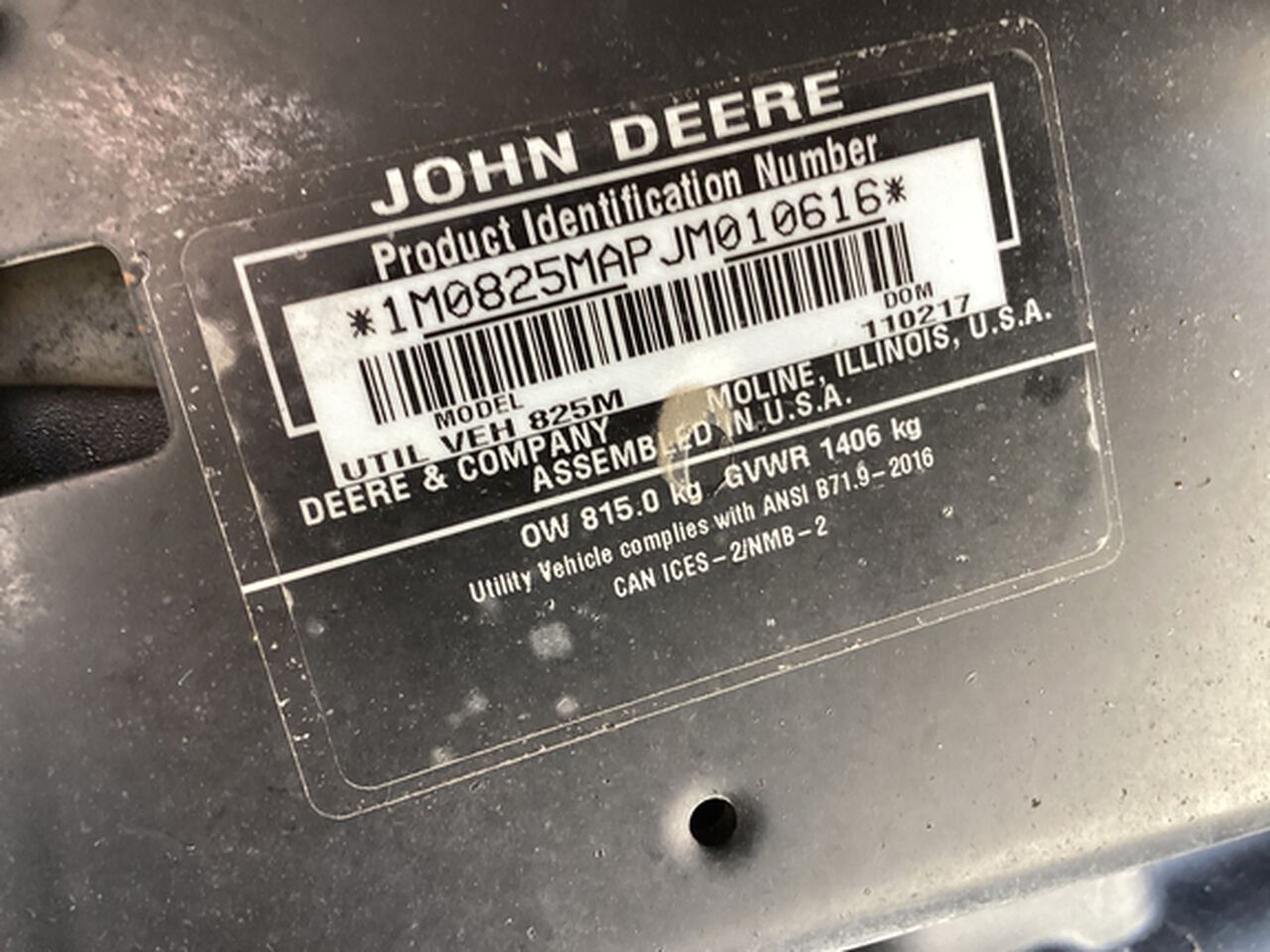 2017 XUV 825M - 446256,  image number 19