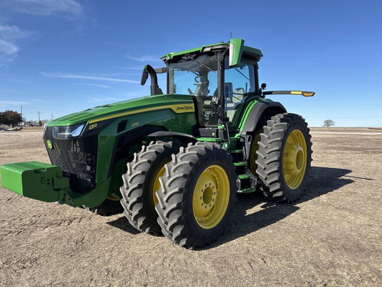 2024 8R 370 - 435490, 