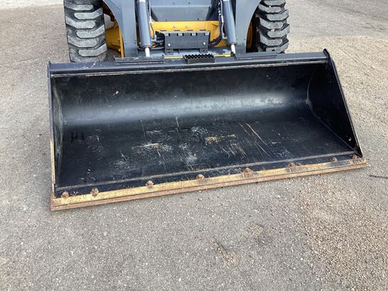 2024 324G - 440308,  image number 17